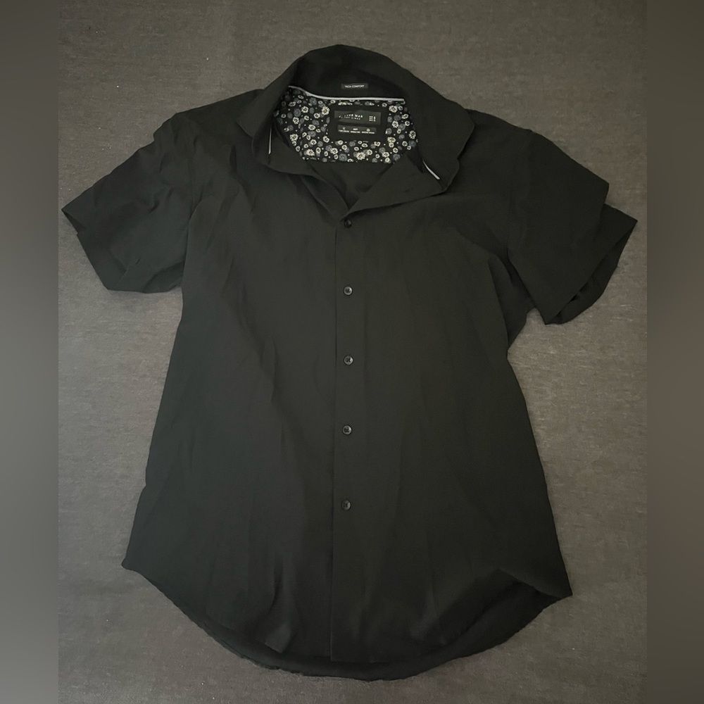 Black Men’s Button-Down Shirt